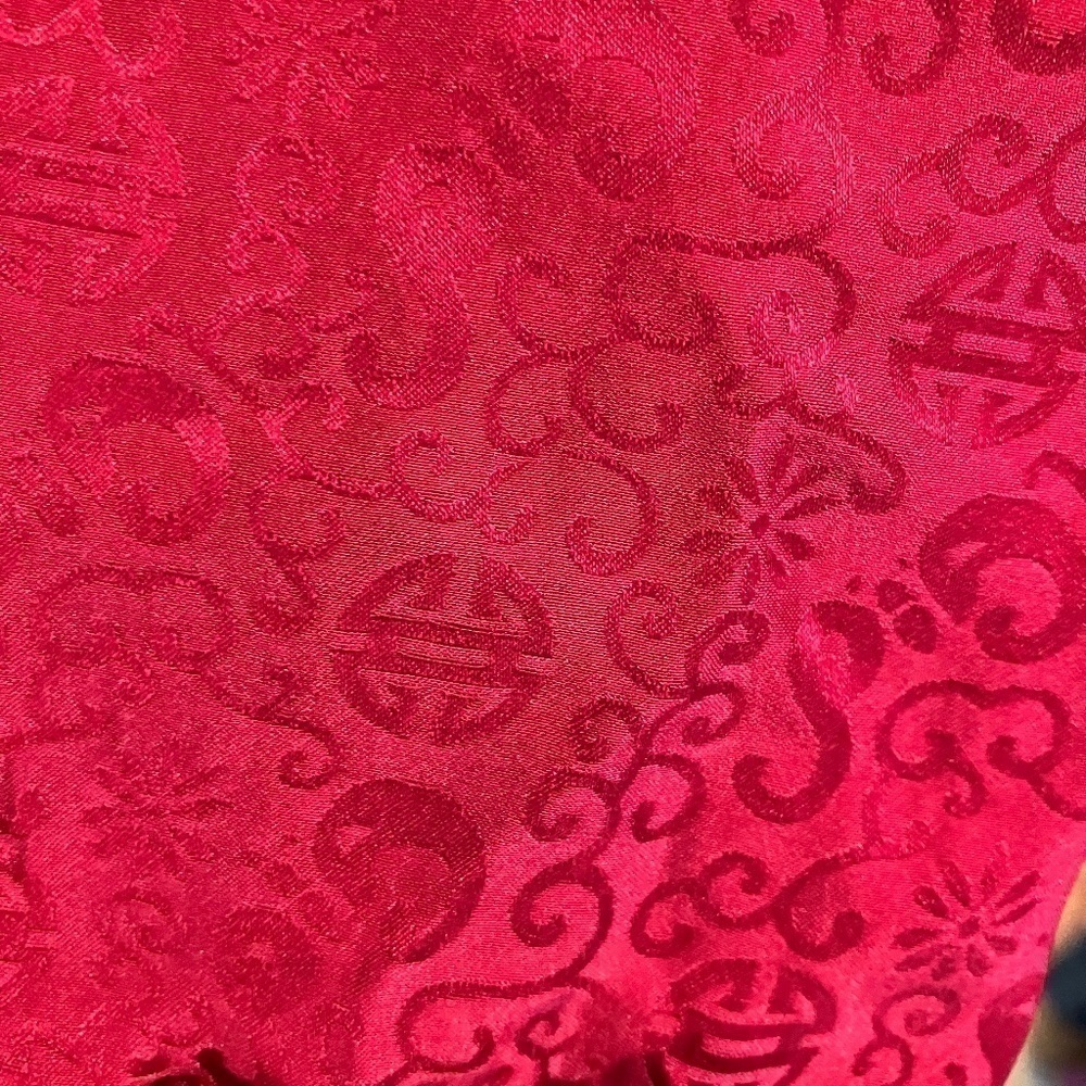 Yue Hwa Padded Red Silk Kimono style Dress - Picture 5 of 5